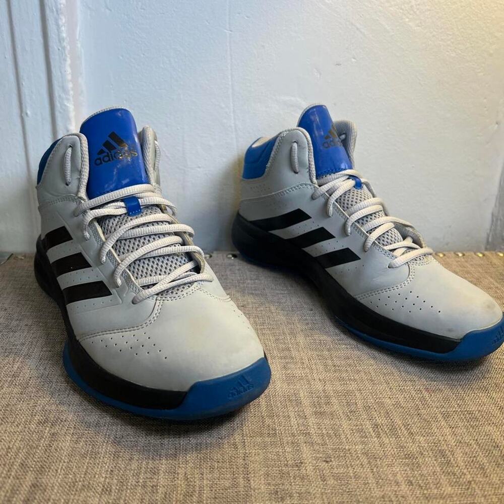 Adidas power 40 mid basketball